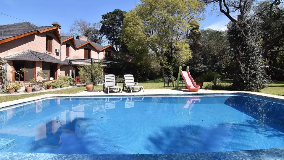 Casa en Parque Leloir, Ituzaingó